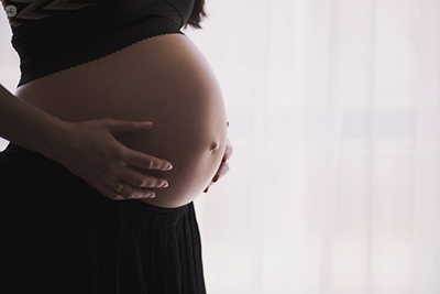Demuestran que la exposición prenatal temprana al alcohol afecta a genes implicados en el desarrollo embrionario