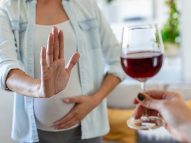 La nueva ley de protección del menor frente al alcohol incluirá a las embarazadas