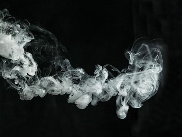 Los médicos reclaman que el vapeo se equipare al tabaco y se prohíba en interiores